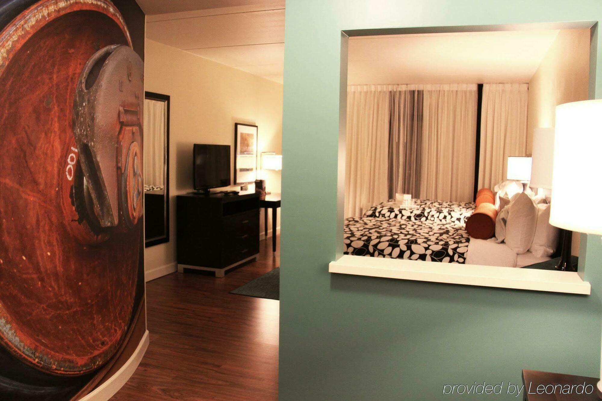 Indigo Atlanta Airport By Ihg 3*